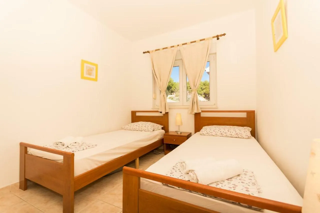 Apartment Nikic-Pavic Trogir Croatia